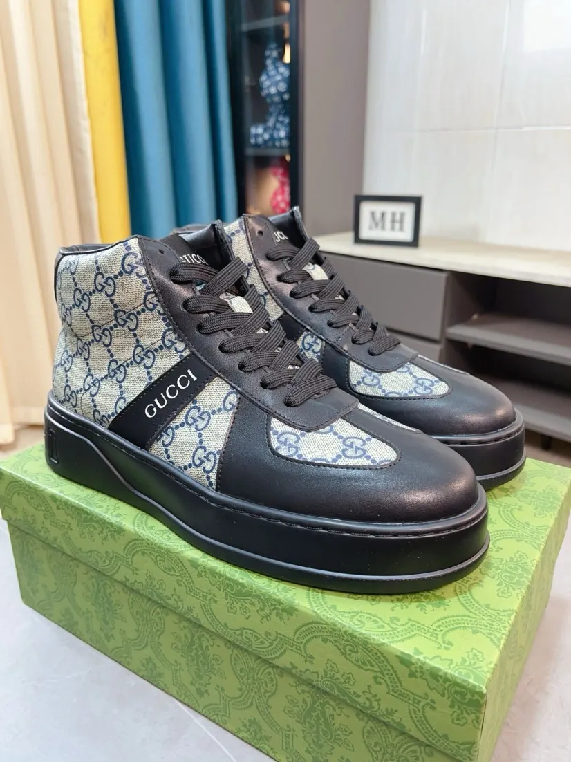 Factory price 438🌹🌹GUCCI [Gucci] New high-top men's shoes, a high-end brand, the latest fashionable casual men's shoes, trendy and versatile, relaxed and sporty style, uppers imported from Italy, first-layer cowhide, genuine leather lining, and ultra-fine workmanship. Original personalized fashionable rubber wear-resistant outsole, light and comfortable on the foot, size 38-44